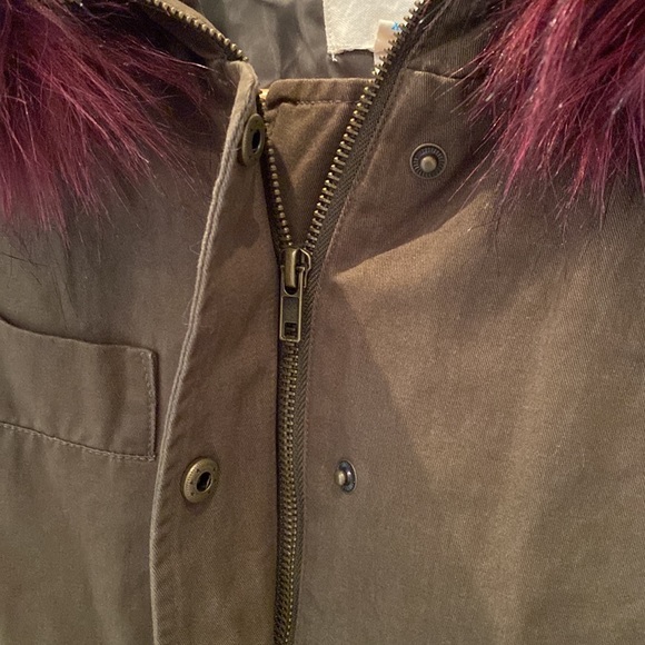 Aritzia -silence & Noise jacket with faux fur trim women’s XS - Picture 4 of 10